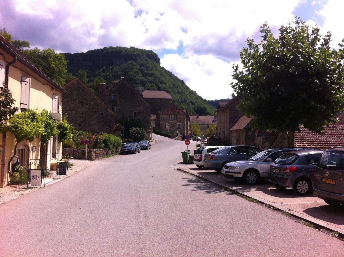 Les Trois Cloches Bed and Breakfast Baume-les-Messieurs Esterno foto