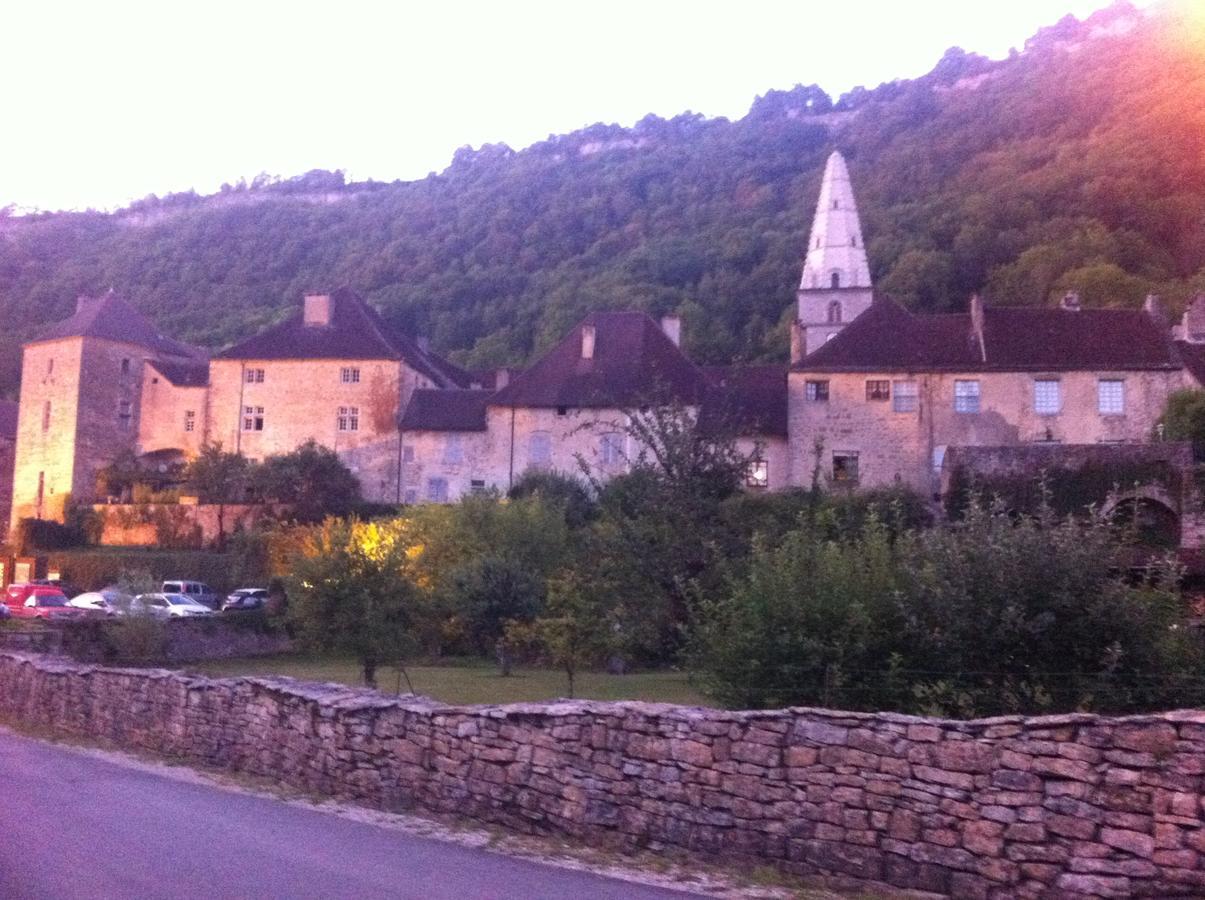 Les Trois Cloches Bed and Breakfast Baume-les-Messieurs Esterno foto