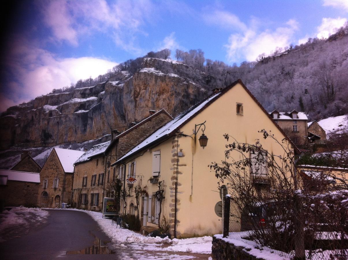 Les Trois Cloches Bed and Breakfast Baume-les-Messieurs Esterno foto