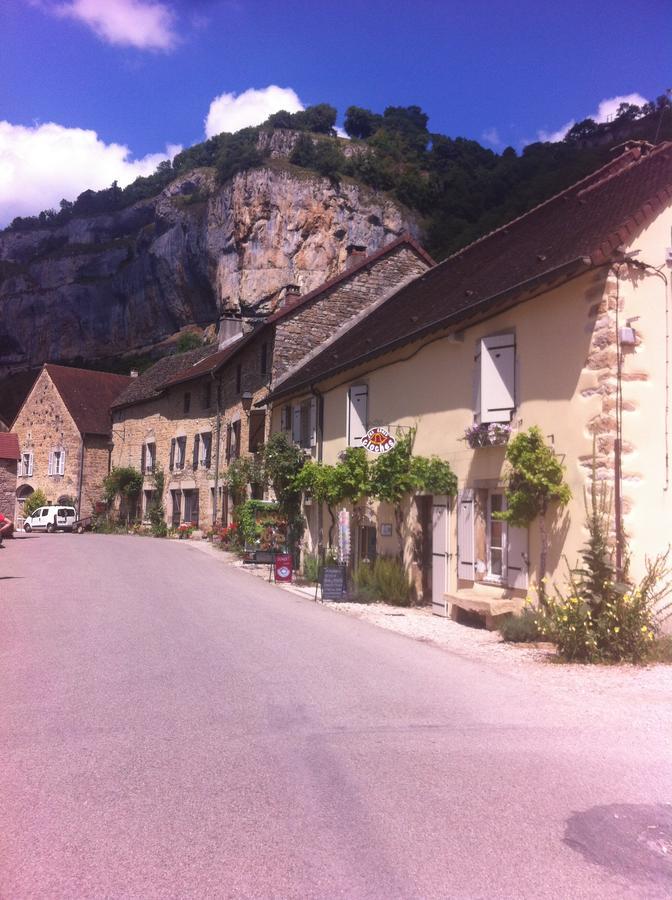 Les Trois Cloches Bed and Breakfast Baume-les-Messieurs Esterno foto