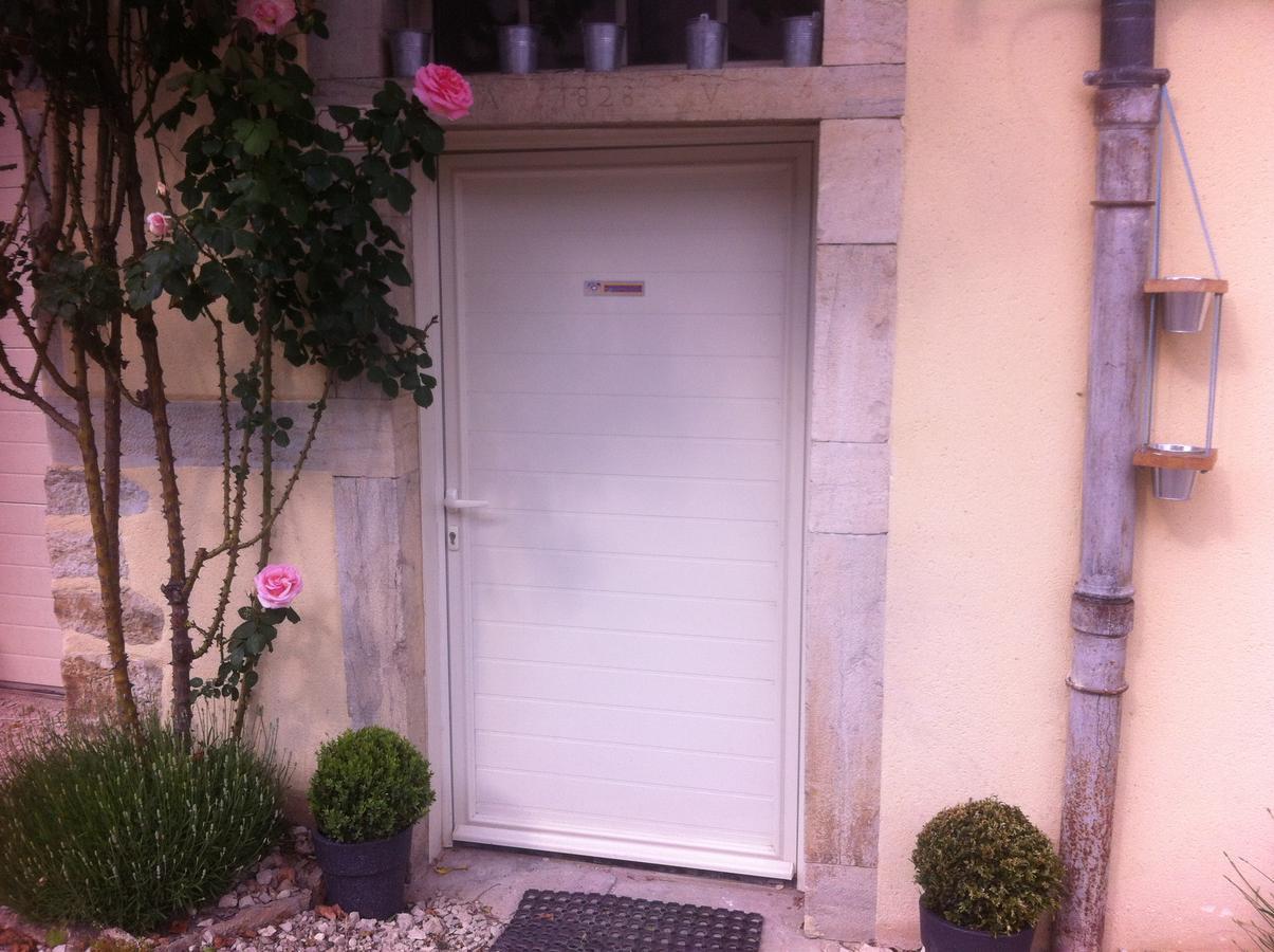 Les Trois Cloches Bed and Breakfast Baume-les-Messieurs Esterno foto